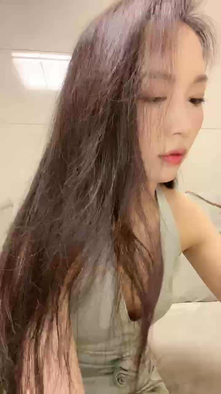 白云甜_极品自慰三月三十一号