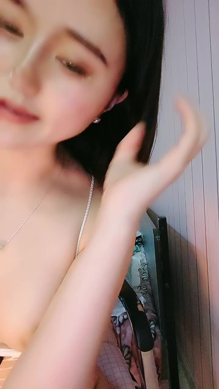 露露超顶福利_诱惑特写_三月八号