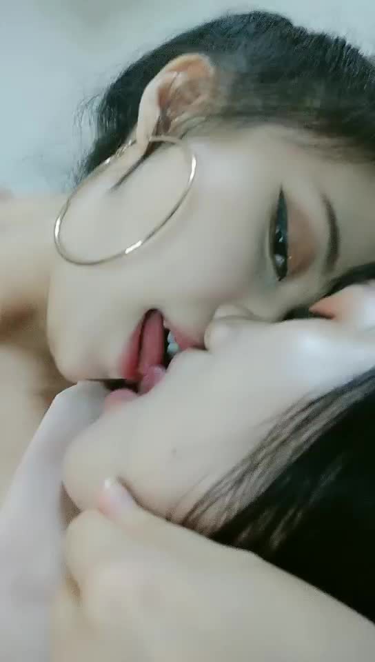 喜欢裸体瑜伽吗_十二月一号