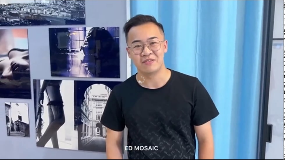 偶然發現高中同學竟然是牛郎，想背著男友偷偷來試一試…