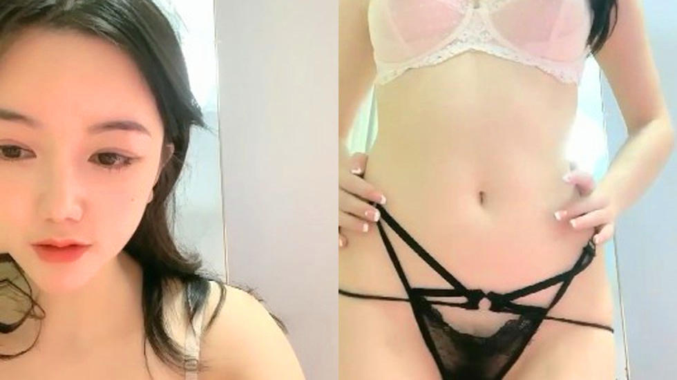 美丽性感小姐姐的自慰直播大秀 