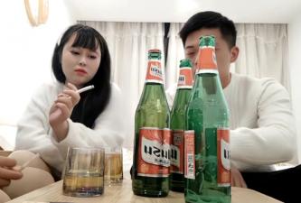 人妻互换禁欲半年！温泉旅館大乱交初體驗 激烈4P復活！