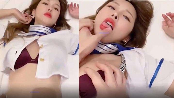 劲爆核弹大马著名电竞女神Gatitayan_男友.调教流出_颜值身材喷血肛塞白虎二穴齐开